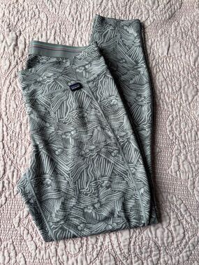 Patagonia Grey Zebra-Print Midweight Base Layer Leggings